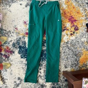 Figs skinny fit scrub bottoms